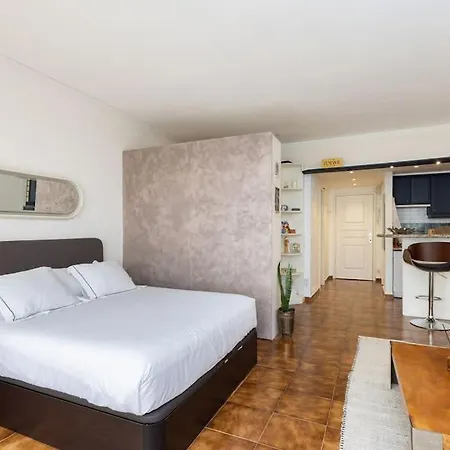 Eden Window To The Sea *